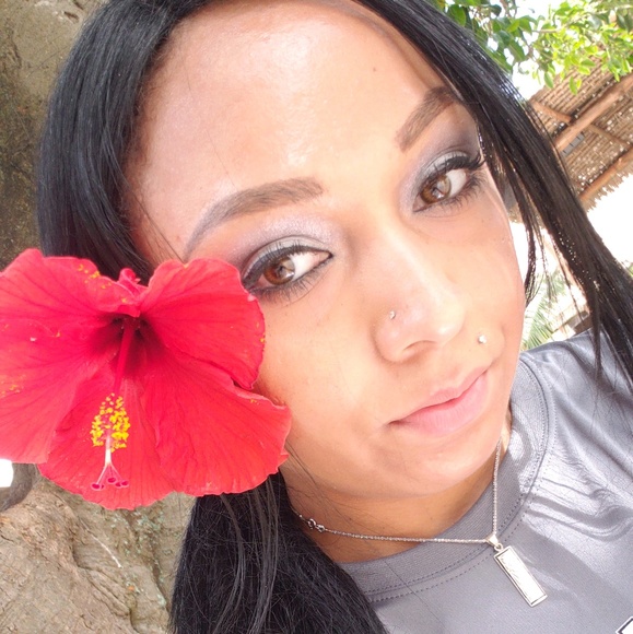 Meet your Posher, Labria - Picture 1 of 1